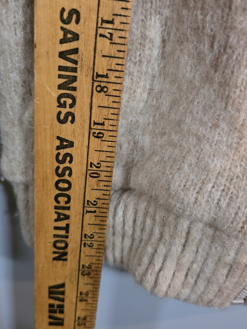 A.P.C. Cream Wool Robe Labelled "Jasper" - Picture 10 of 11